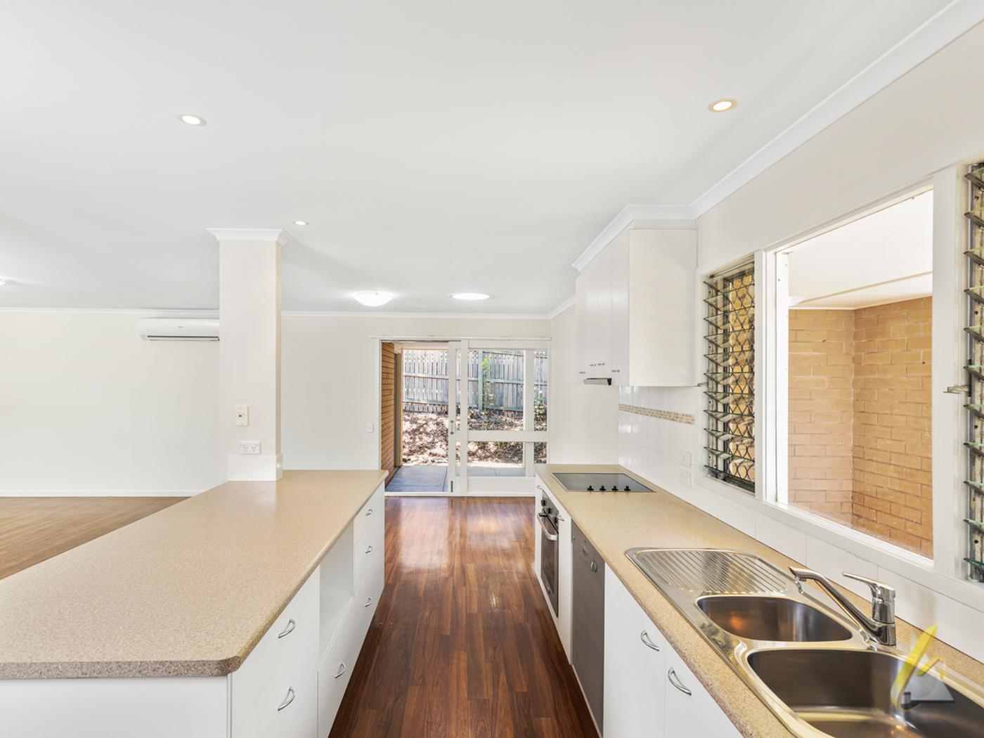 52 Brookfield Road, Kenmore QLD 4069 House Sold brisbanerealestate