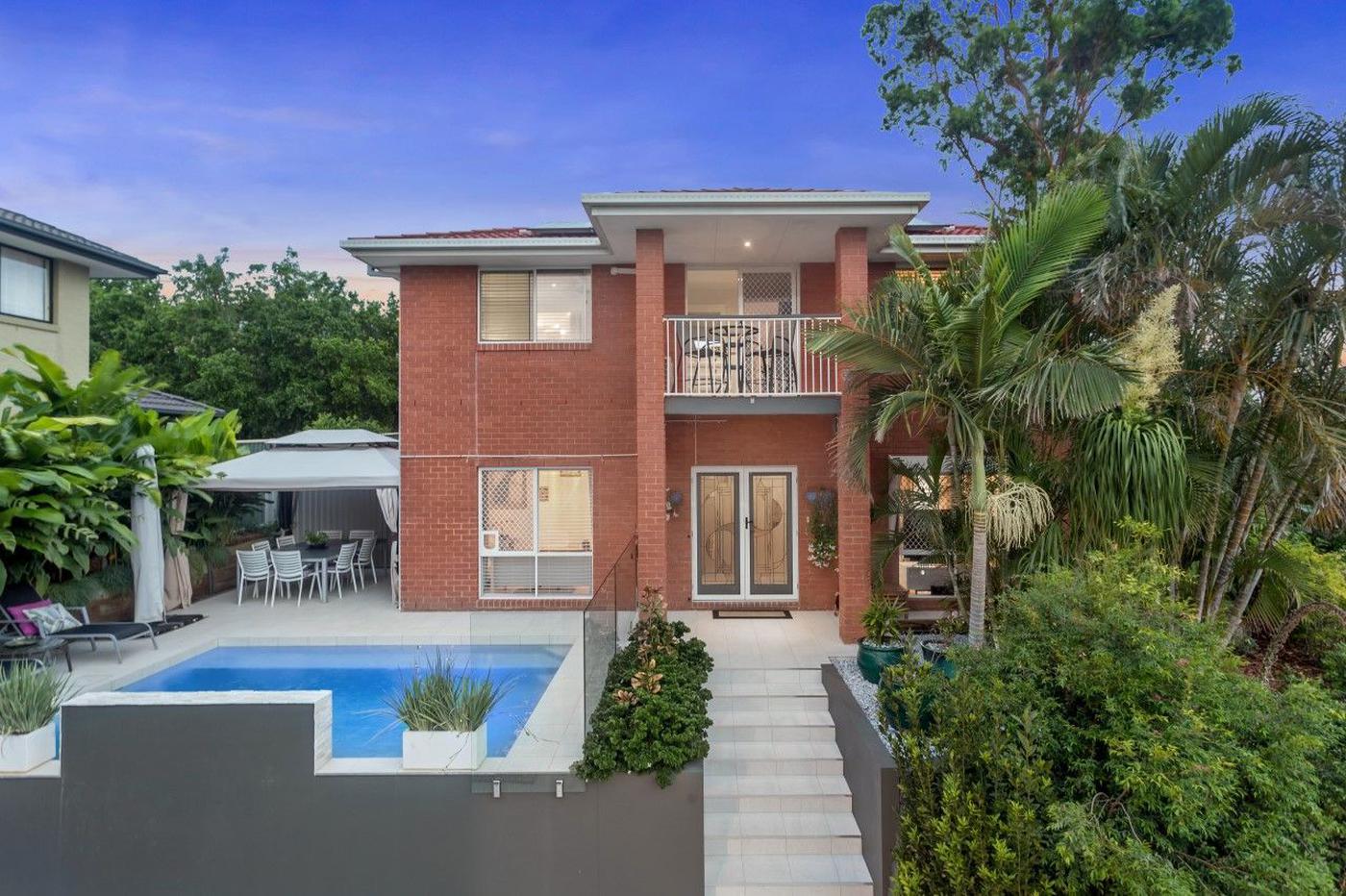 17 Deborah Place