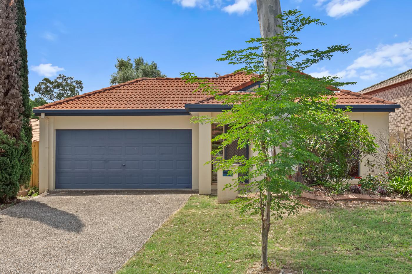 11 Crediton Place, Forest Lake QLD 4078 House Sold
