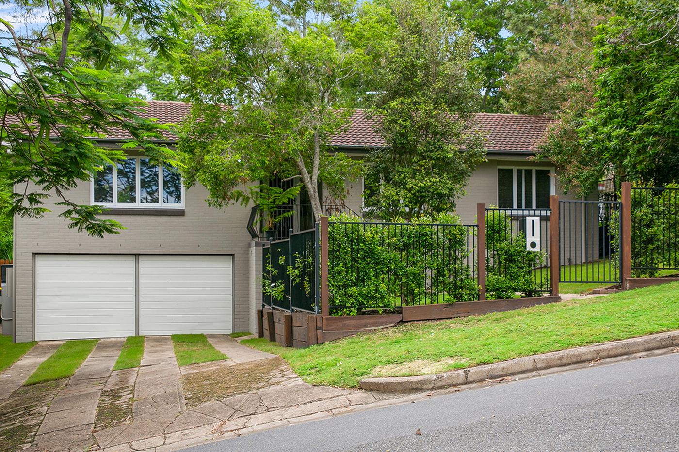 10 Harvard Street, Kenmore QLD 4069 House Sold brisbanerealestate