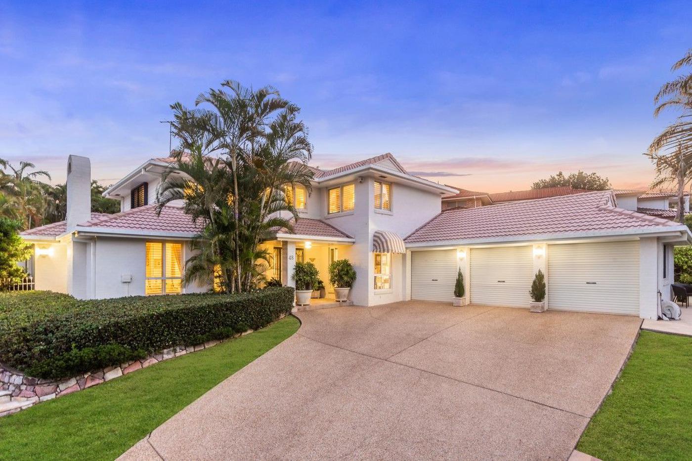 48 Abel Smith Crescent, Mount Ommaney QLD 4074 House Sold