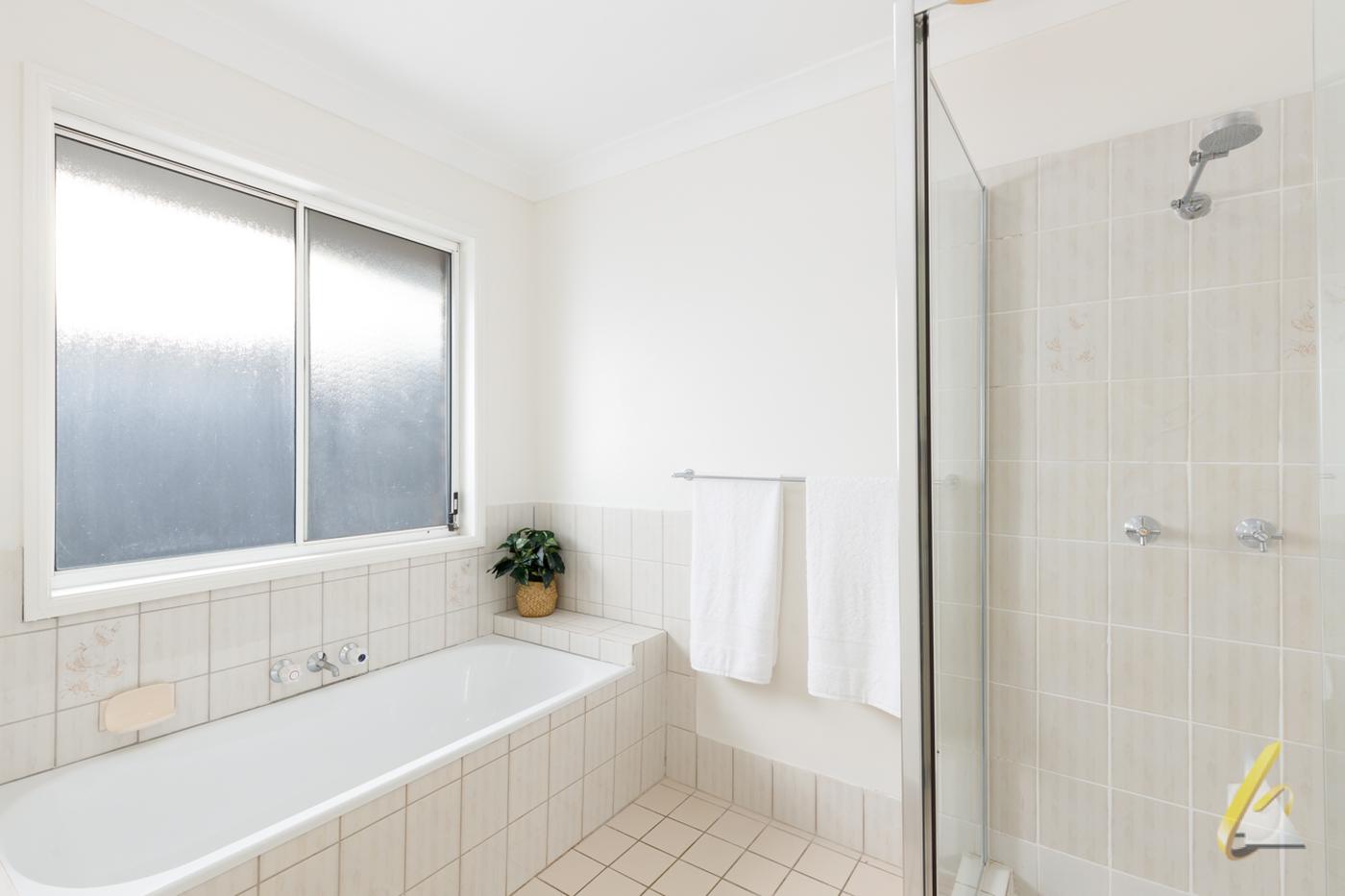 17 Forest Glen Court, Camira QLD 4300 House Sold brisbanerealestate