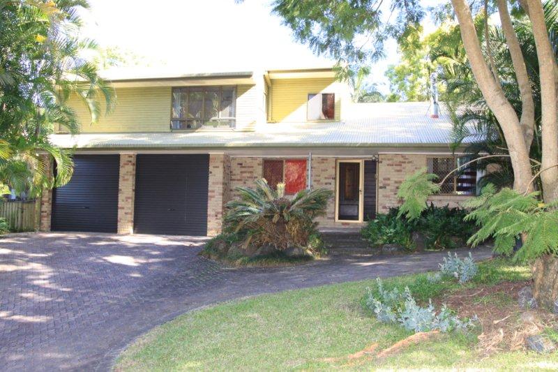 28 Kewarra Street, KENMORE QLD 4069 Property Information