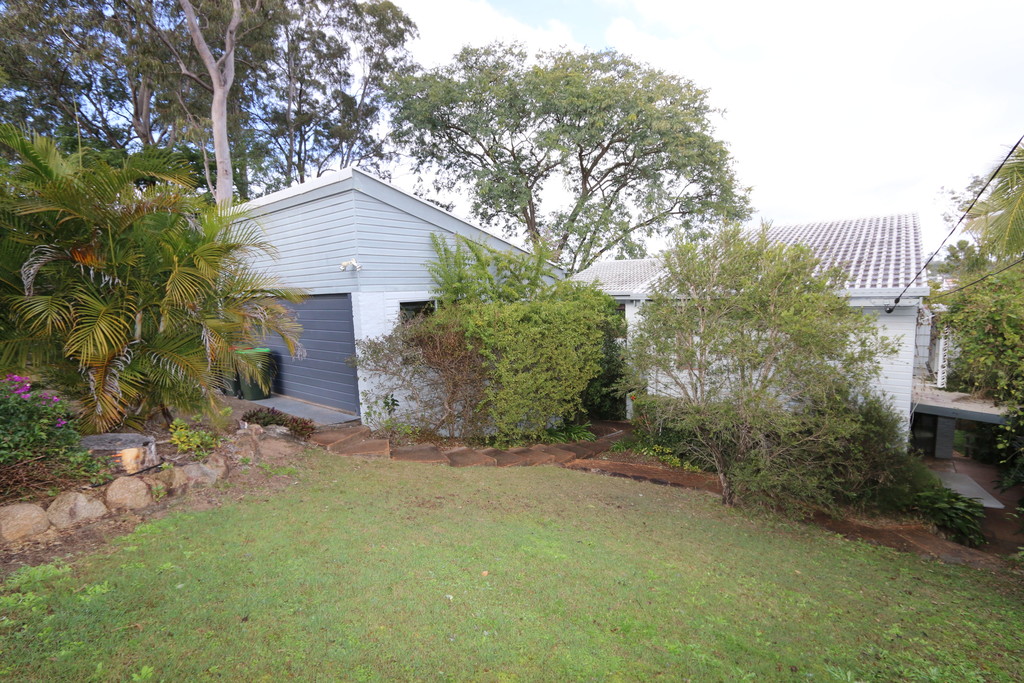 40 Chapel Hill Road, CHAPEL HILL QLD 4069 Property Information