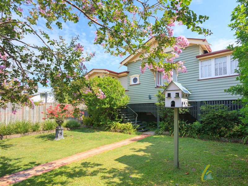 94 Strong Ave, GRACEVILLE QLD 4075 House Sold