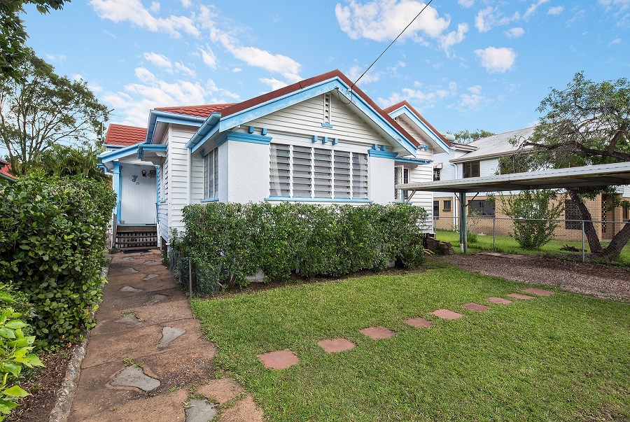 15 Sandon St, GRACEVILLE QLD 4075 House Sold
