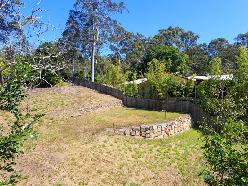 474 Fig Tree Pocket Road