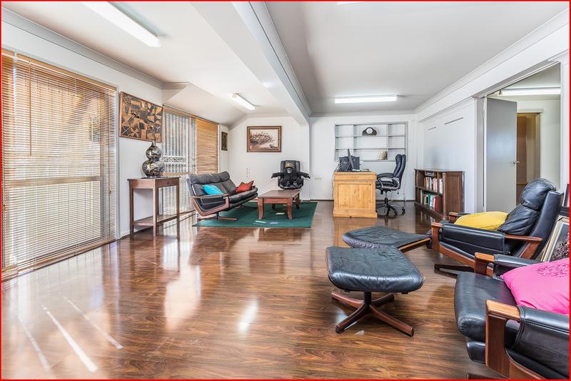 This property is not currently for sale or rent on https://brisbanerealestate.com.au
