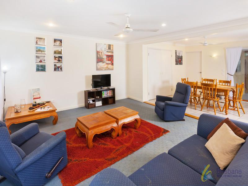 This property is not currently for sale or rent on https://brisbanerealestate.com.au