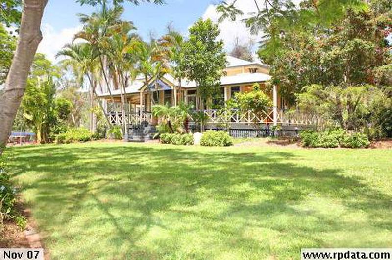 This property is not currently for sale or rent on https://brisbanerealestate.com.au