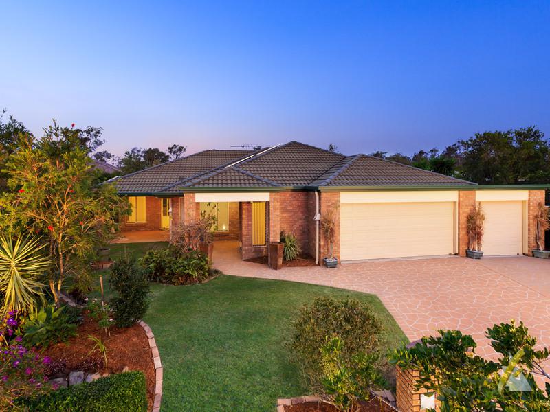 8 Fryer Close