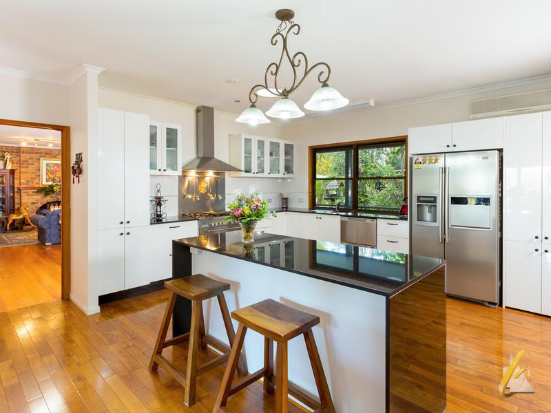 10 Dolman Road
