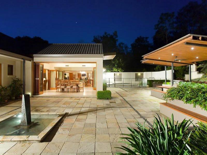 This property is not currently for sale or rent on https://brisbanerealestate.com.au