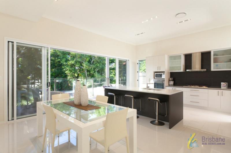 This property is not currently for sale or rent on https://brisbanerealestate.com.au