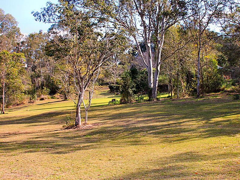 This property is not currently for sale or rent on https://brisbanerealestate.com.au