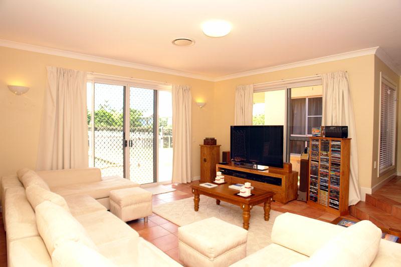 This property is not currently for sale or rent on https://brisbanerealestate.com.au