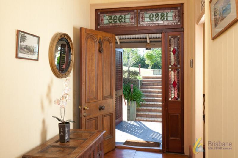 This property is not currently for sale or rent on https://brisbanerealestate.com.au