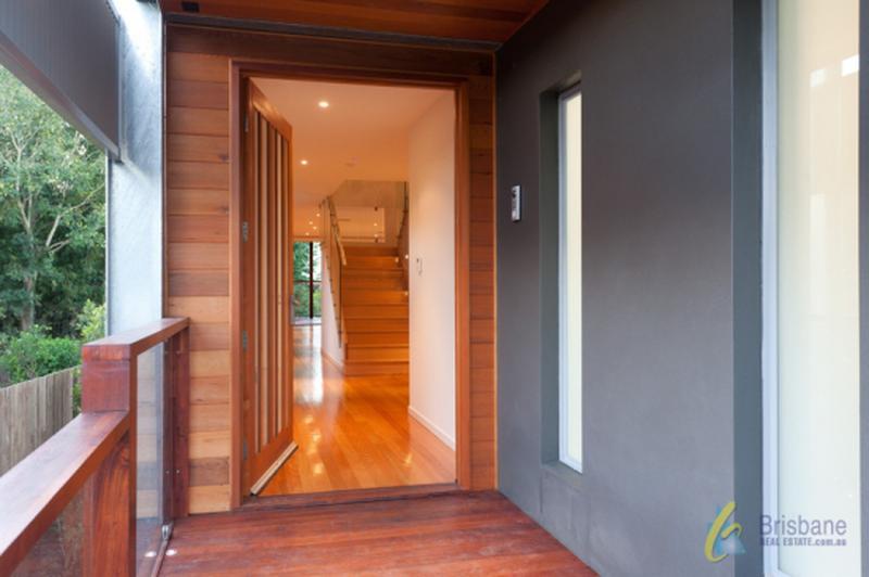 36 Leybourne St
