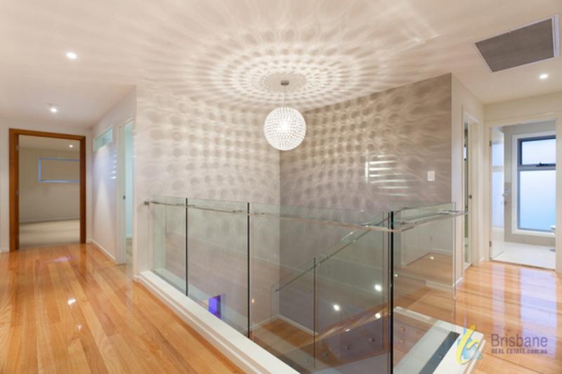 36 Leybourne St