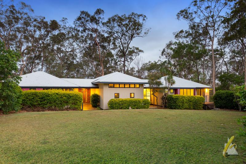 This property is not currently for sale or rent on https://brisbanerealestate.com.au