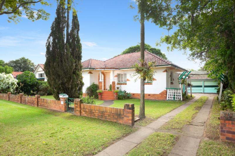 45 Mortlake Road