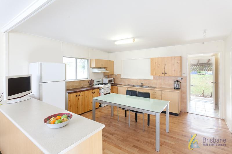 This property is not currently for sale or rent on https://brisbanerealestate.com.au