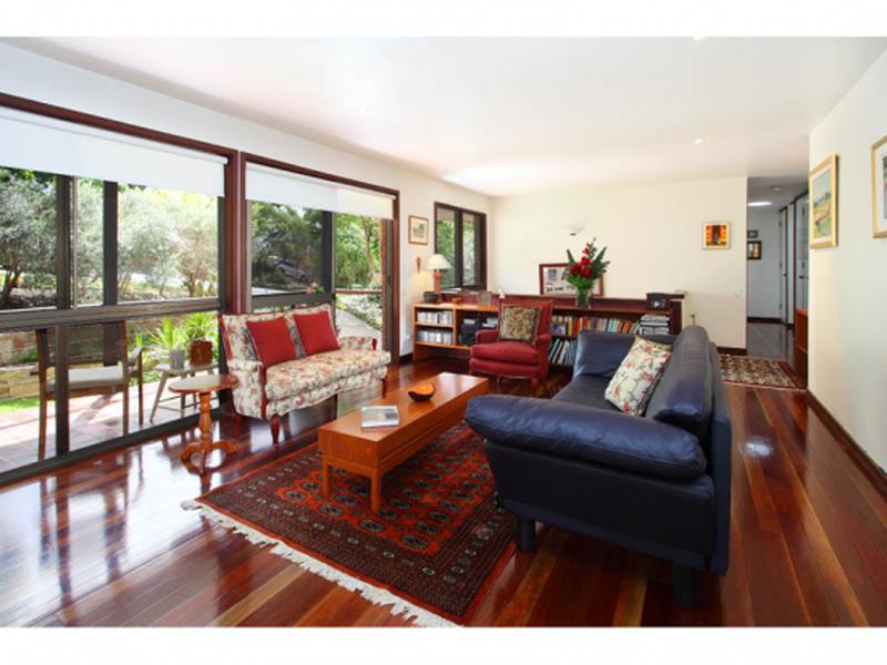 50 Aronia Street