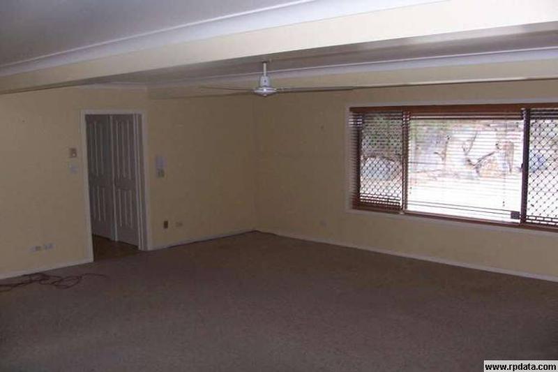 This property is not currently for sale or rent on https://brisbanerealestate.com.au