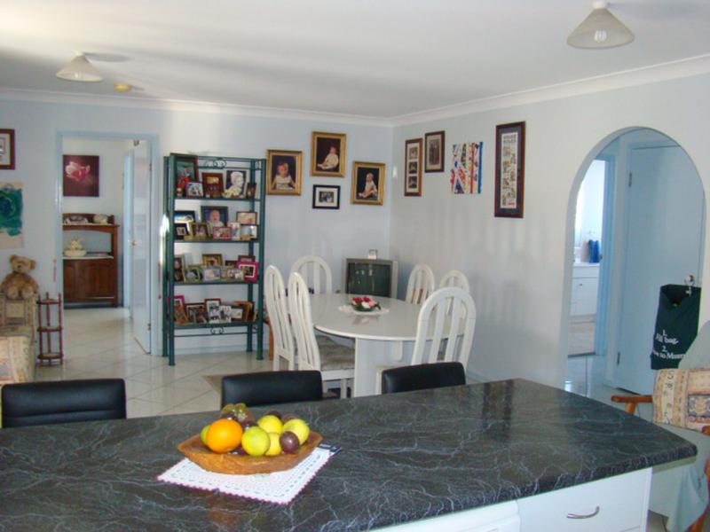 This property is not currently for sale or rent on https://brisbanerealestate.com.au
