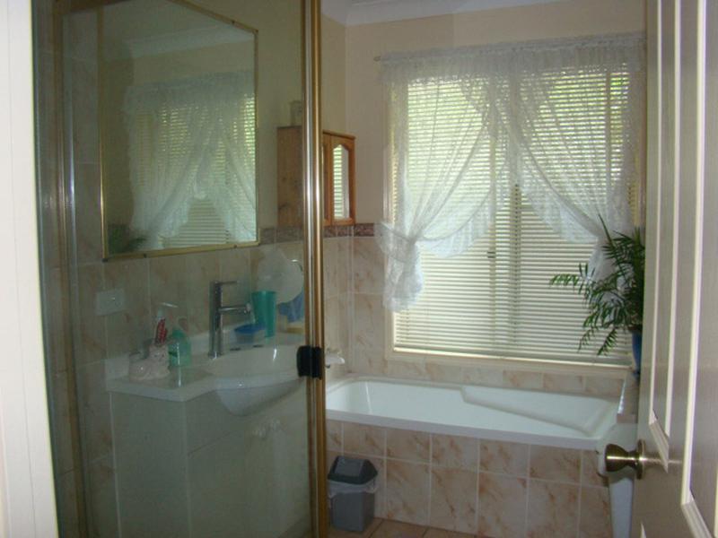 This property is not currently for sale or rent on https://brisbanerealestate.com.au