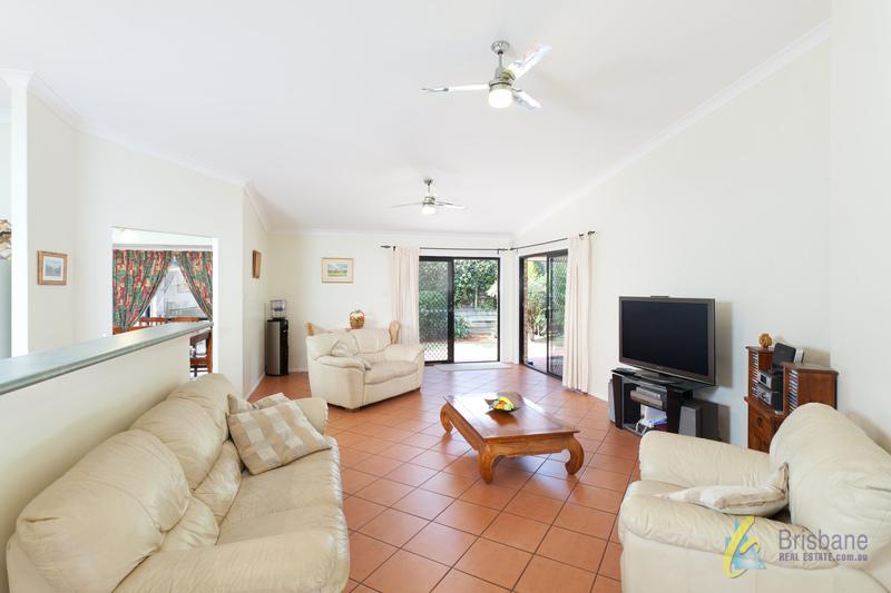 This property is not currently for sale or rent on https://brisbanerealestate.com.au