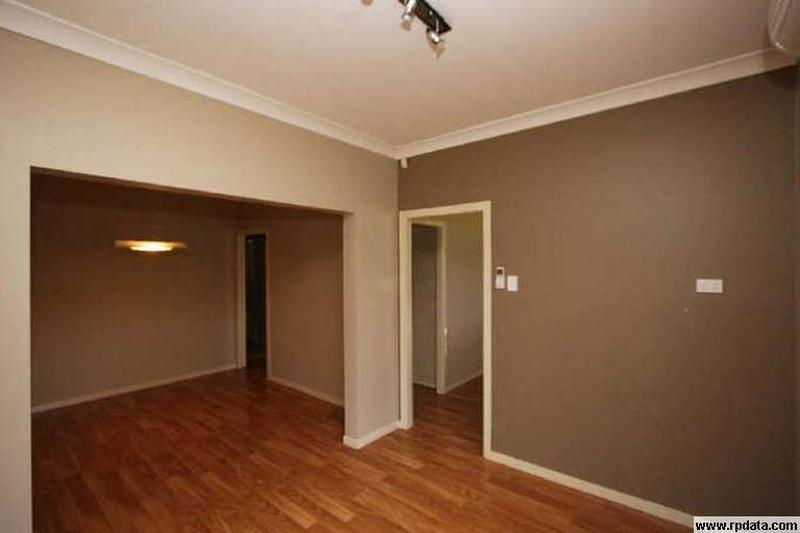 This property is not currently for sale or rent on https://brisbanerealestate.com.au