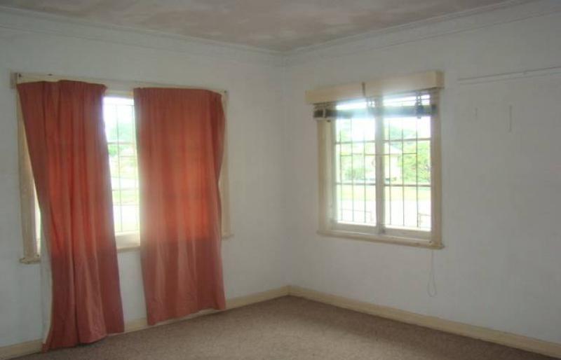 This property is not currently for sale or rent on https://brisbanerealestate.com.au