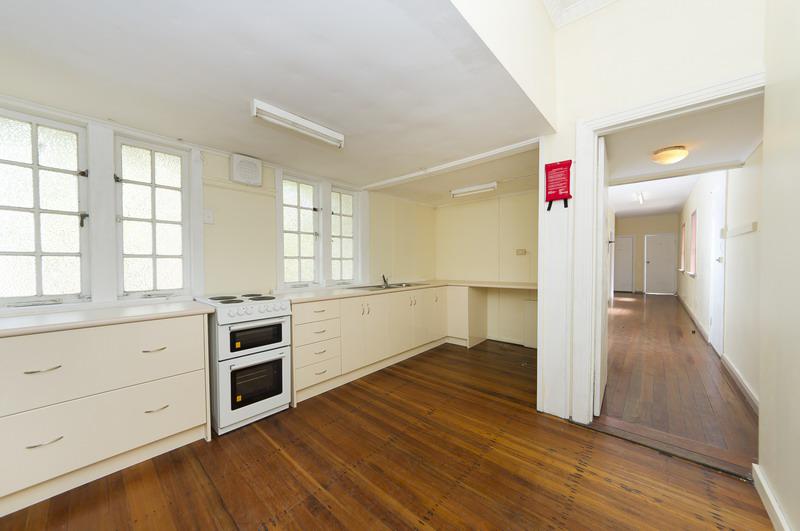 This property is not currently for sale or rent on https://brisbanerealestate.com.au