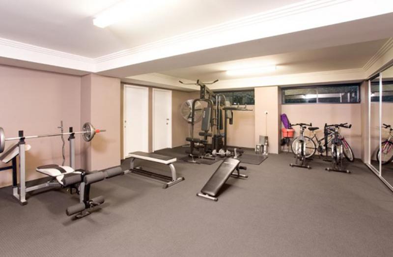 8 Spinkbrae St
