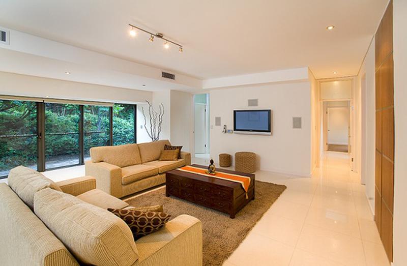 4 Spinkbrae St