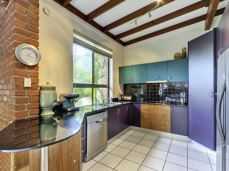 This property is not currently for sale or rent on https://brisbanerealestate.com.au