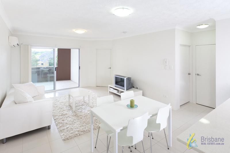 This property is not currently for sale or rent on https://brisbanerealestate.com.au