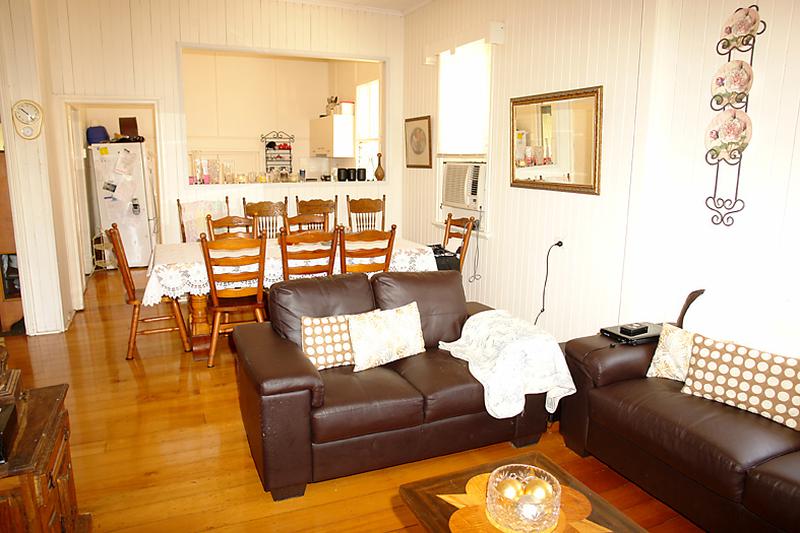 This property is not currently for sale or rent on https://brisbanerealestate.com.au