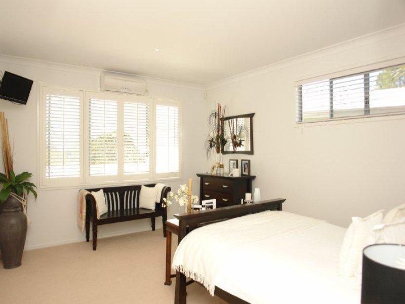 This property is not currently for sale or rent on https://brisbanerealestate.com.au