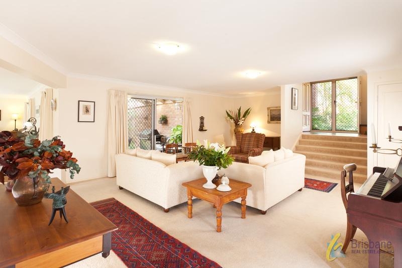 This property is not currently for sale or rent on https://brisbanerealestate.com.au