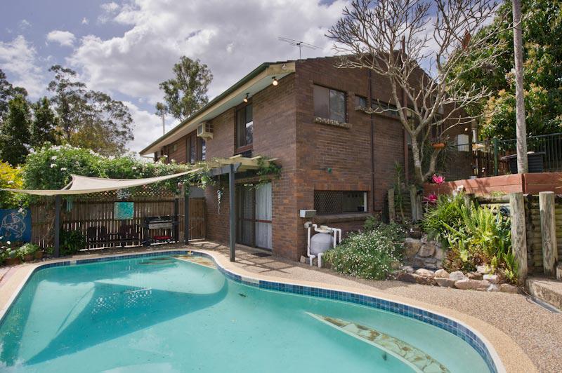 This property is not currently for sale or rent on https://brisbanerealestate.com.au