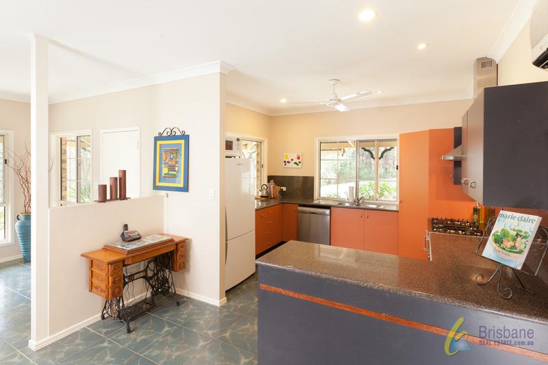This property is not currently for sale or rent on https://brisbanerealestate.com.au