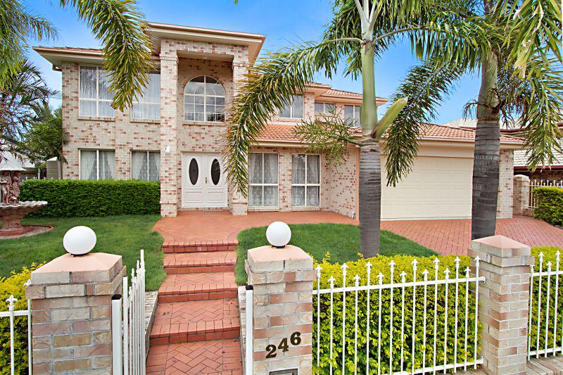 This property is not currently for sale or rent on https://brisbanerealestate.com.au