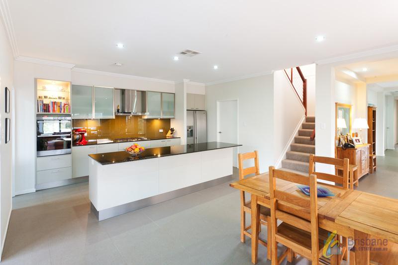 This property is not currently for sale or rent on https://brisbanerealestate.com.au
