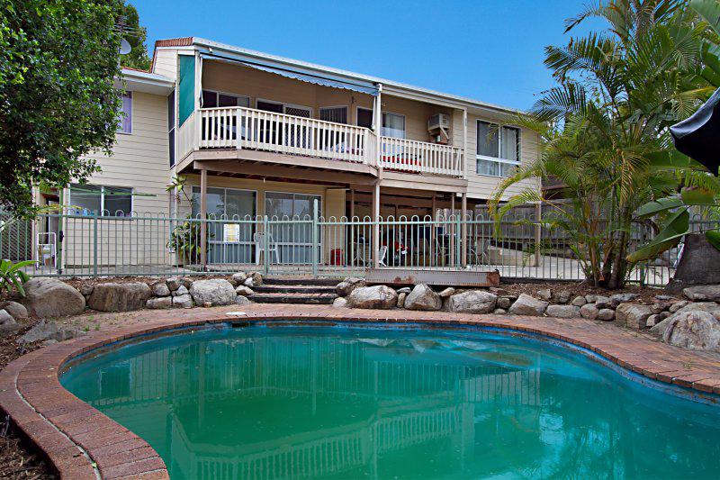 This property is not currently for sale or rent on https://brisbanerealestate.com.au