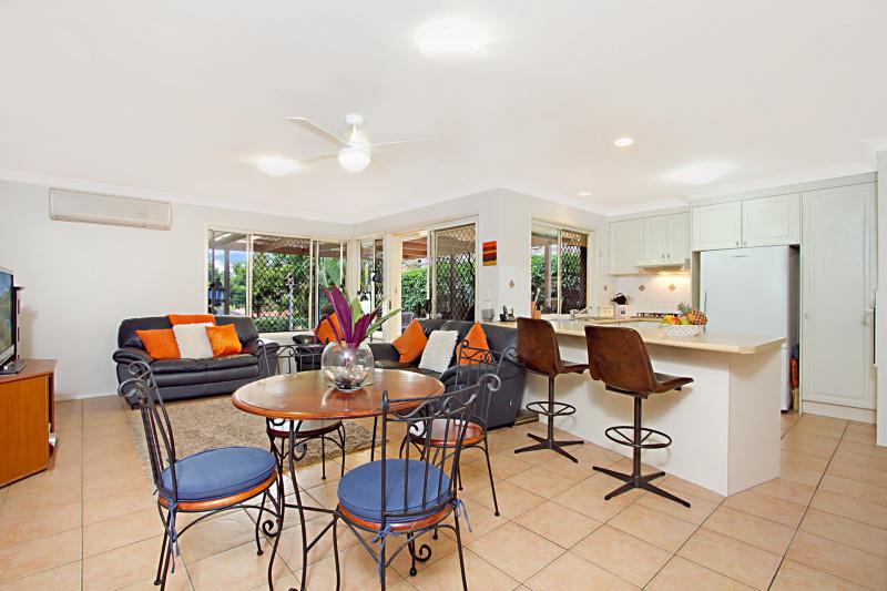This property is not currently for sale or rent on https://brisbanerealestate.com.au