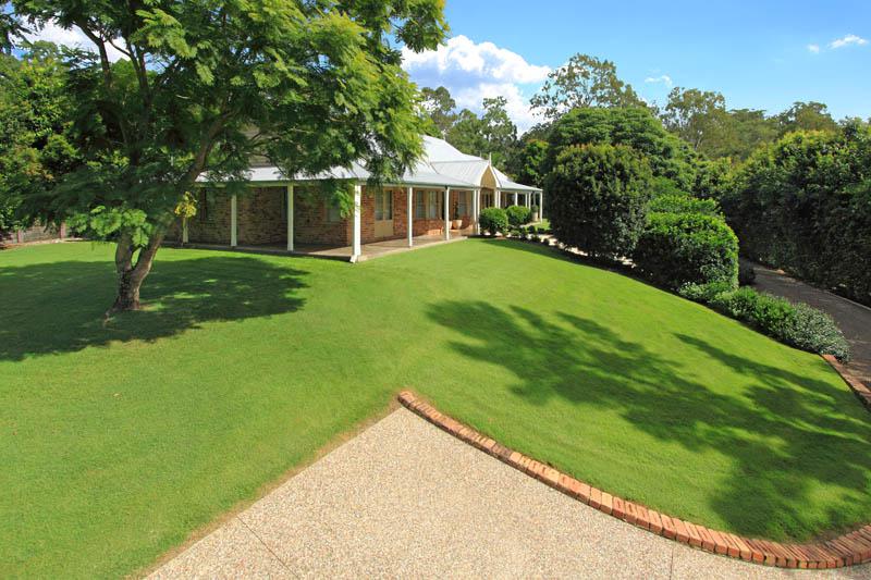 This property is not currently for sale or rent on https://brisbanerealestate.com.au