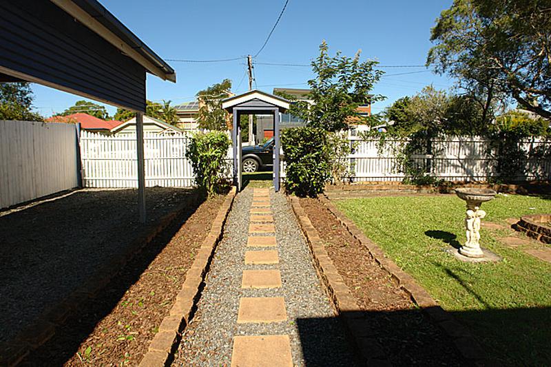 This property is not currently for sale or rent on https://brisbanerealestate.com.au