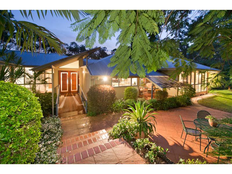 This property is not currently for sale or rent on https://brisbanerealestate.com.au